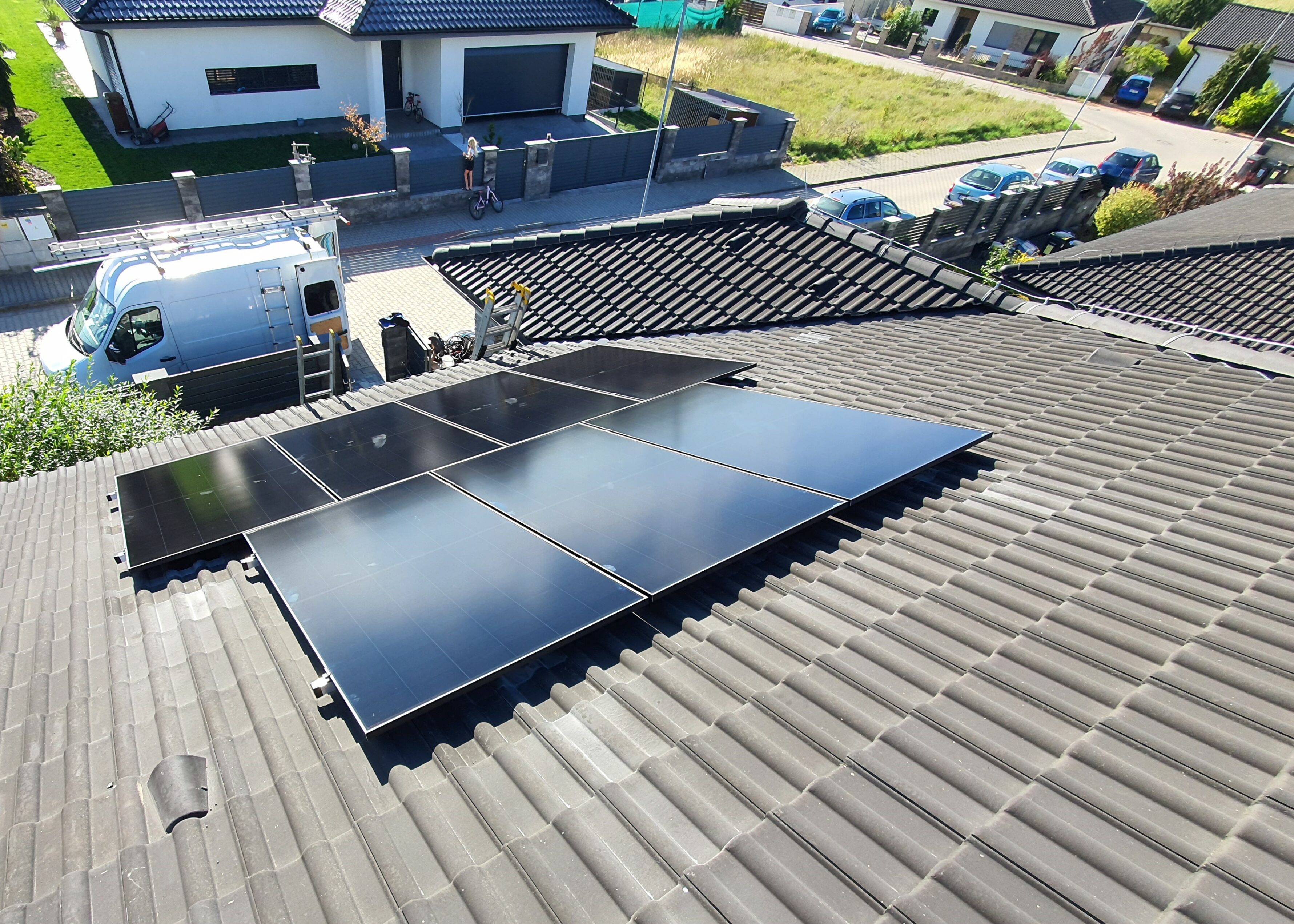 Fotovoltaická elektrárna 7 kWp, baterie 10 kWh, Býchory