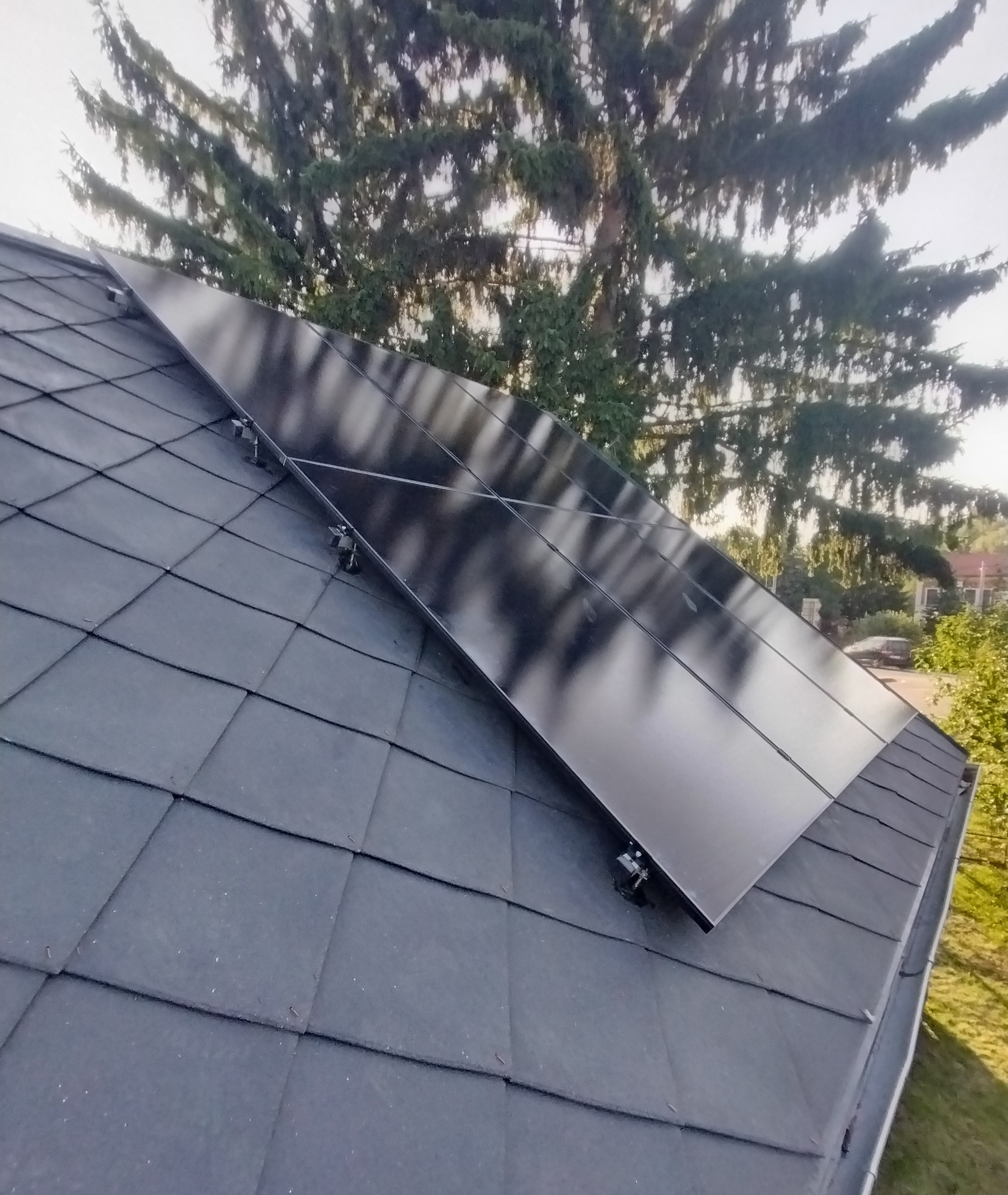Fotovoltaická elektrárna 10 kWp, baterie 11,6 kWh, Svijany