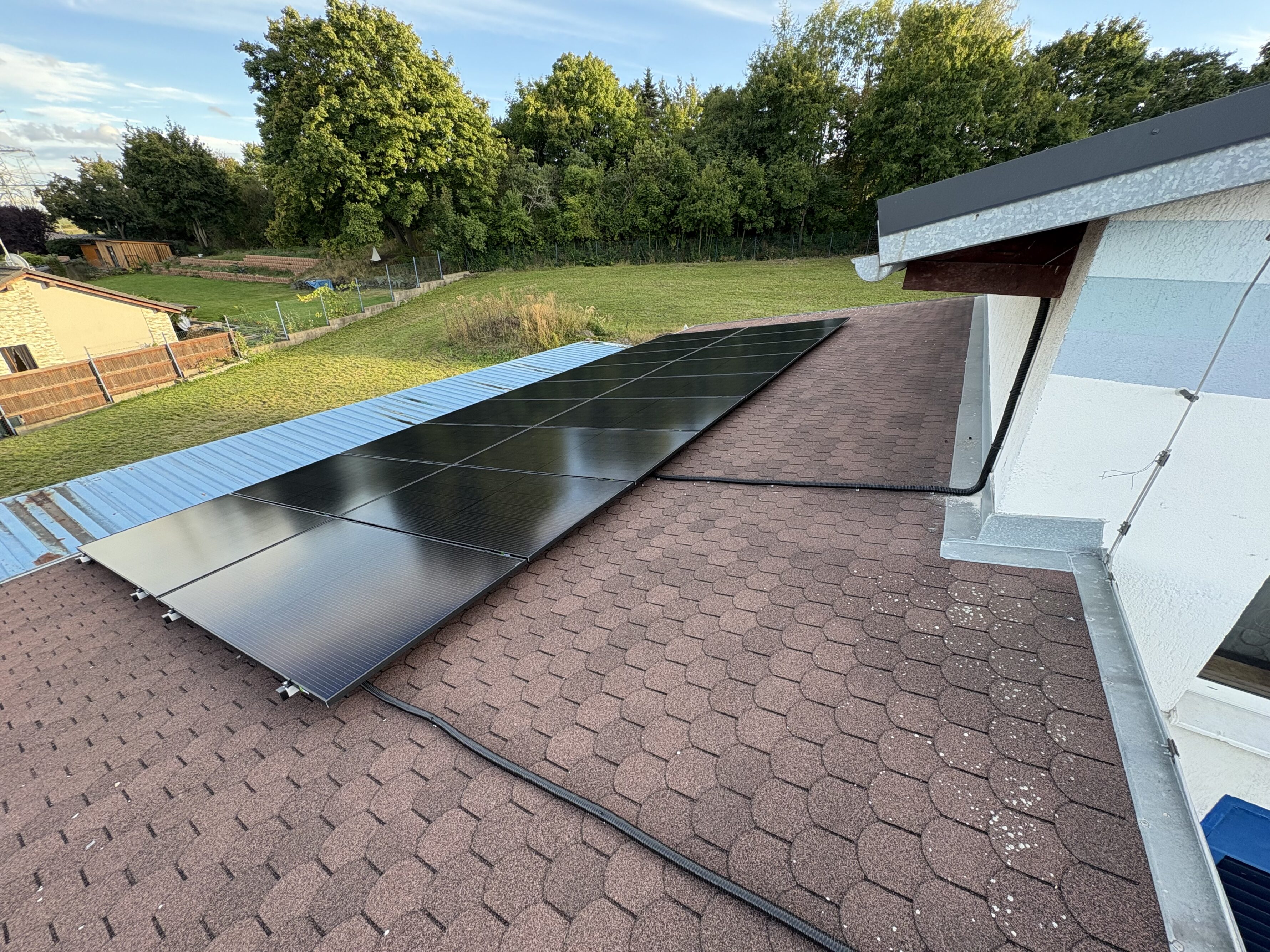 Fotovoltaická elektrárna 27 kWp, baterie 17,4 kWh, Kadaň