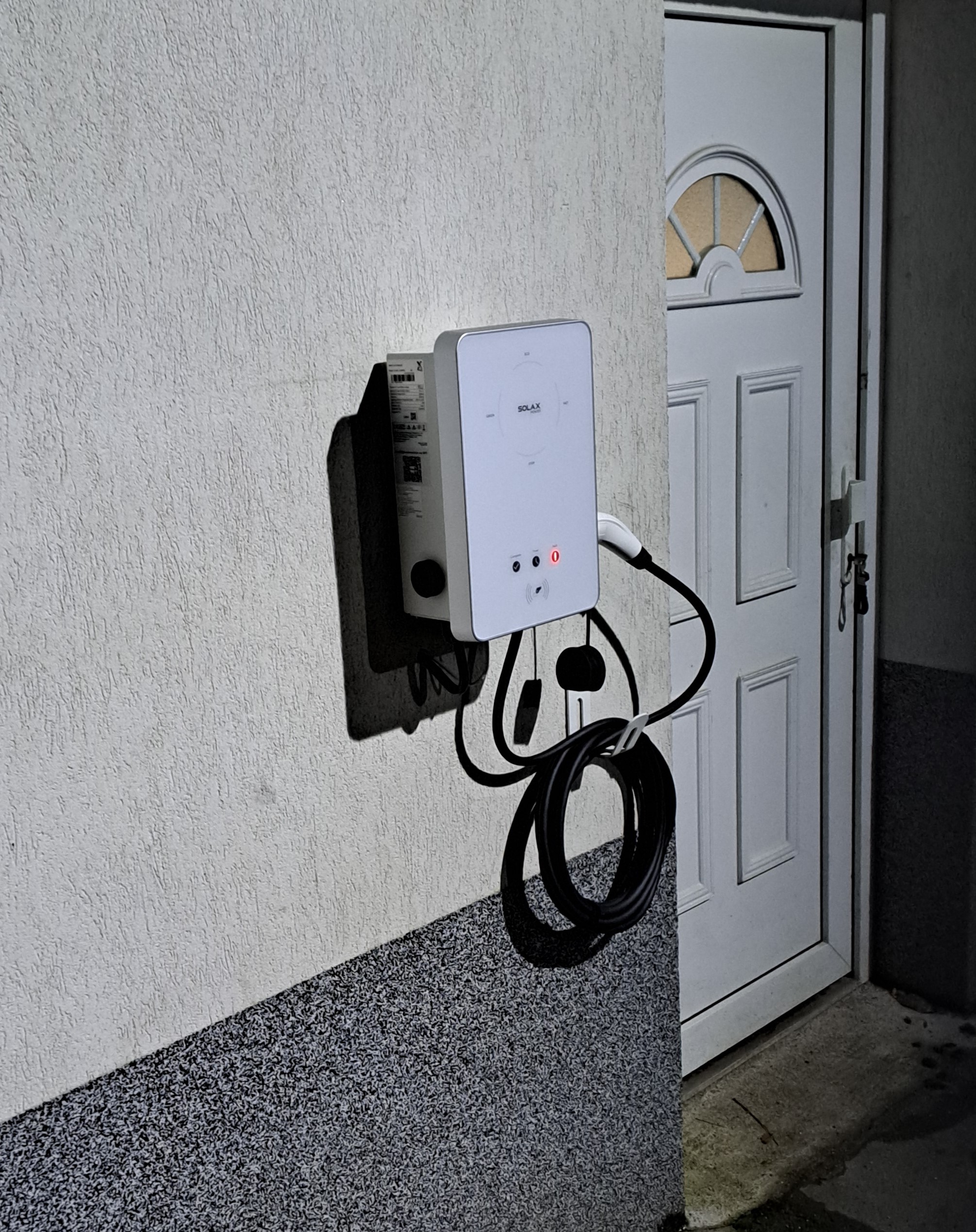 Fotovoltaická elektrárna 27 kWp, baterie 17,4 kWh, Kadaň