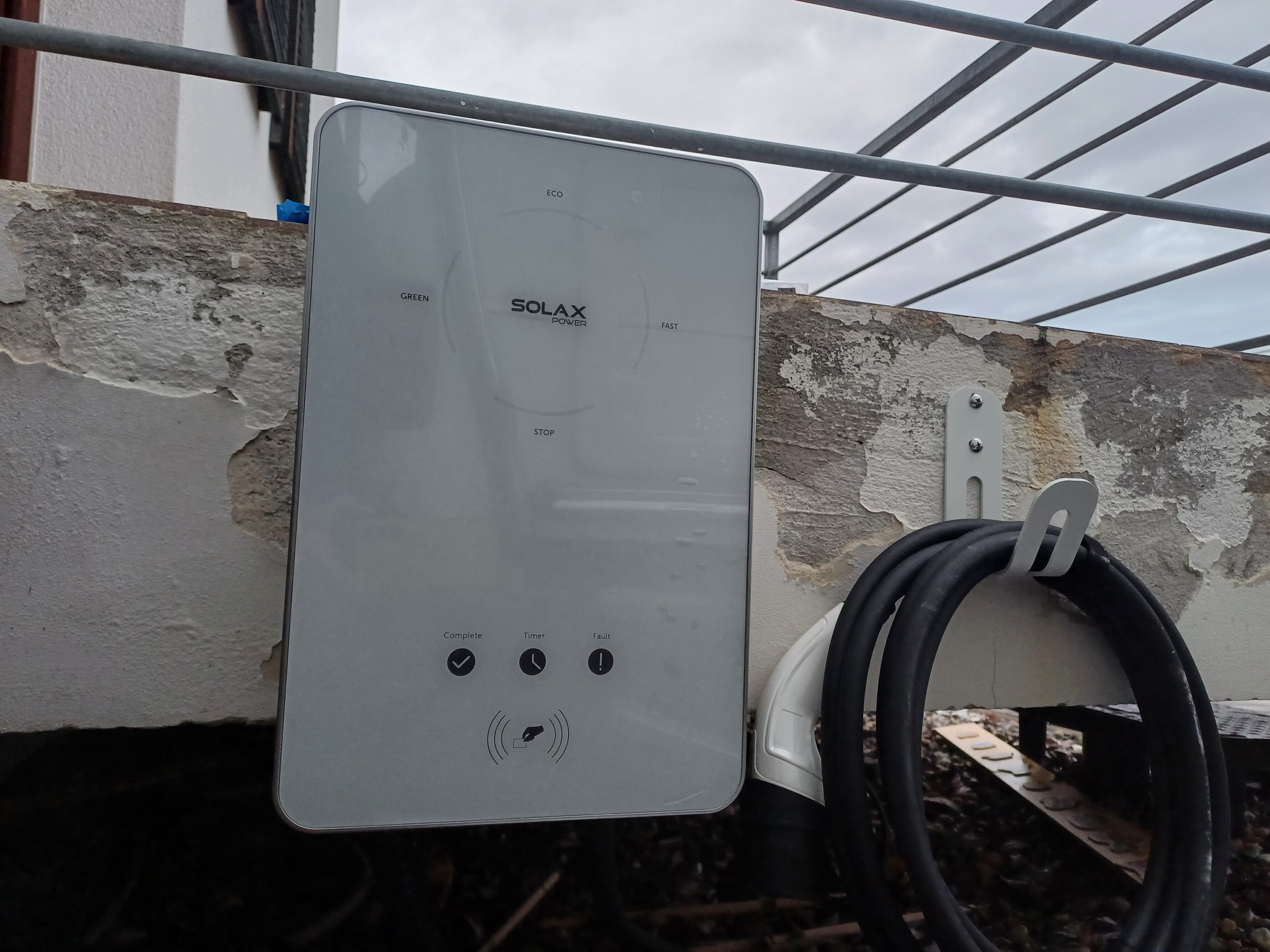 Fotovoltaická elektrárna 9,45 kWp, baterie 17,4 kWh, Beroun