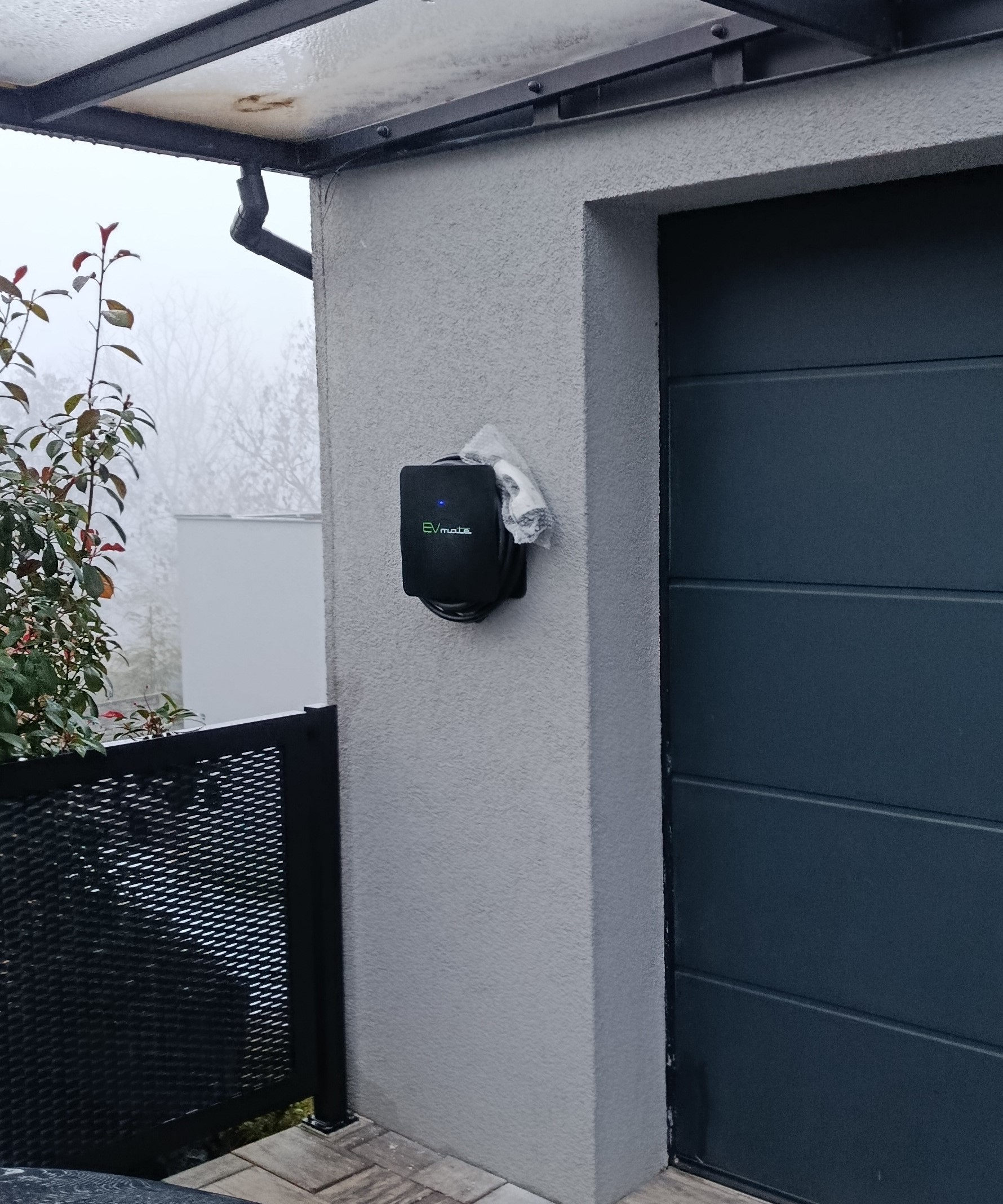 Fotovoltaická elektrárna 12 kWp, baterie 15 kWh, Beroun