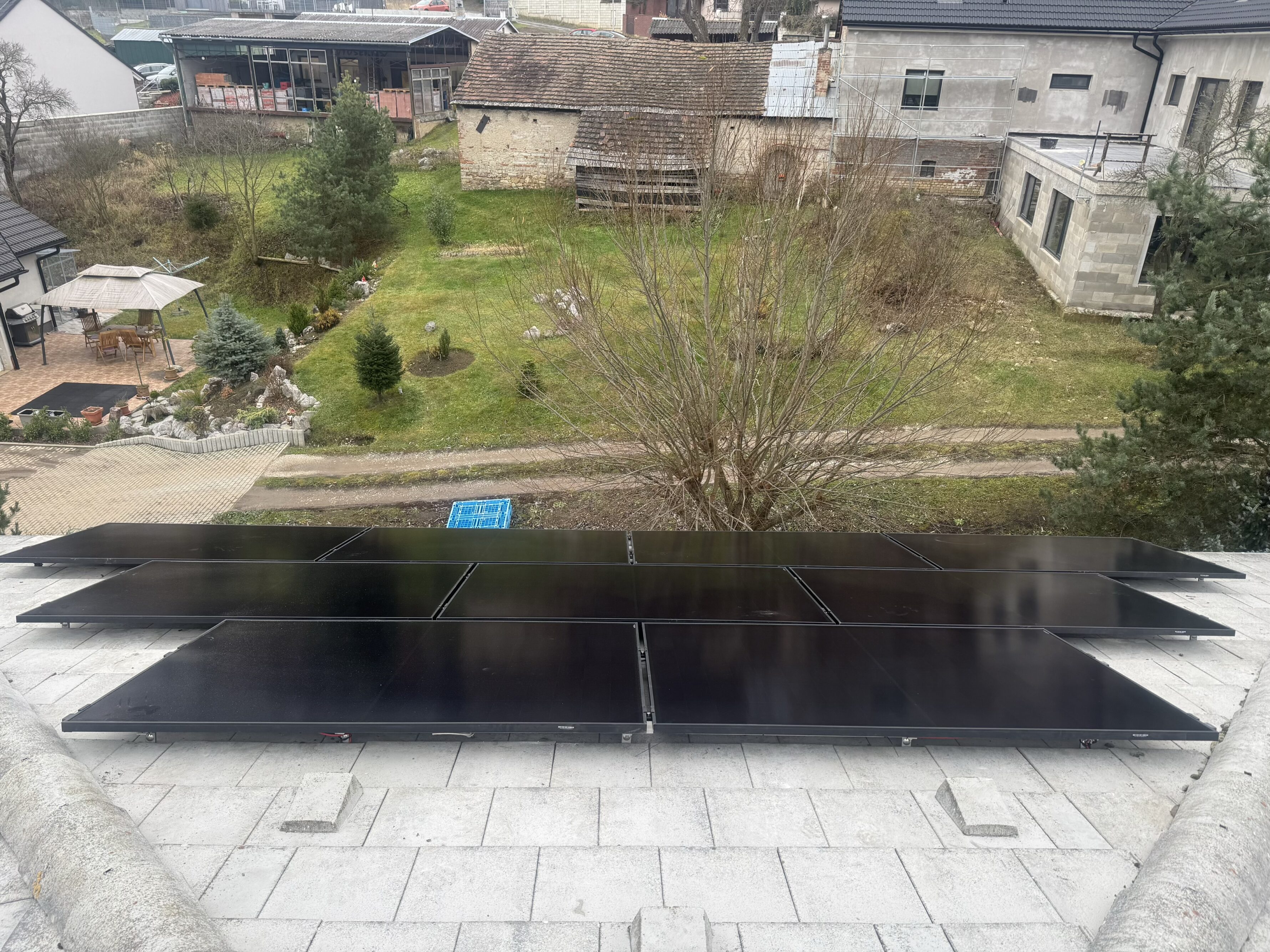 Fotovoltaická elektrárna 9,45 kWp, baterie 17,4 kWh, Beroun