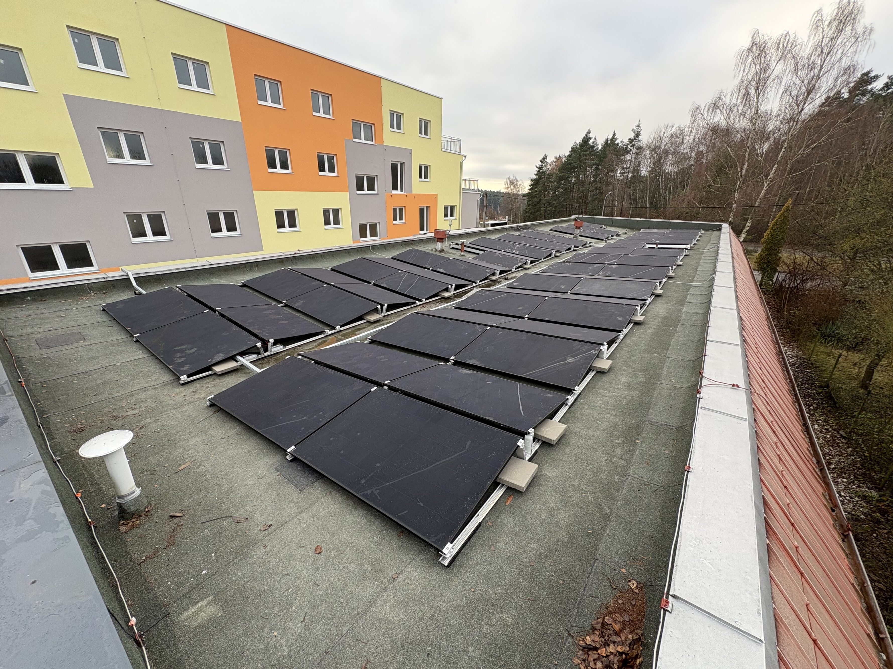 Fotovoltaická elektrárna 38,7 kWp, baterie 29 kWh, Horní Bříza